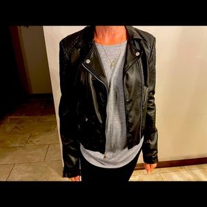 Faux Leather Ladies Women’s Jacket Like New